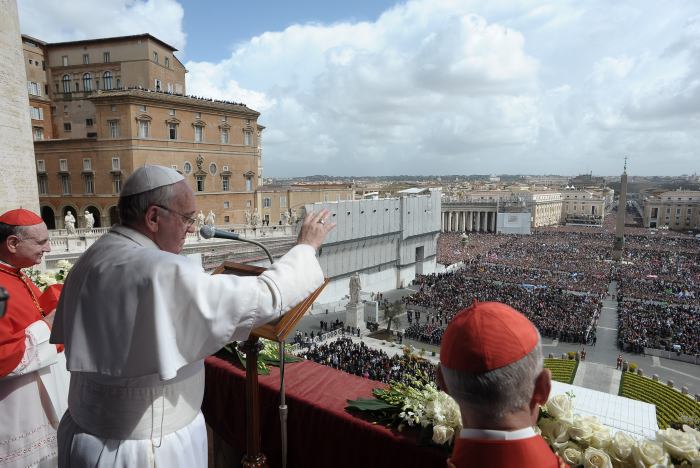 Inicia semana santa, masiva Afluencia de turistas en el vaticano