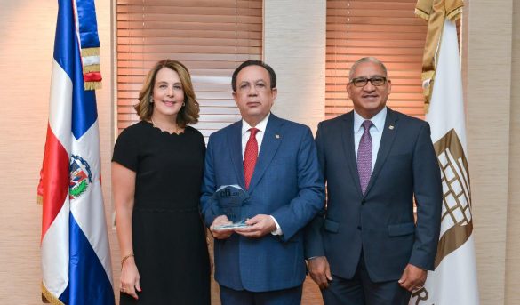 El Banco Central RD  galardonado como el de mejor gobernanza corporativa de Centroamérica y El Caribe