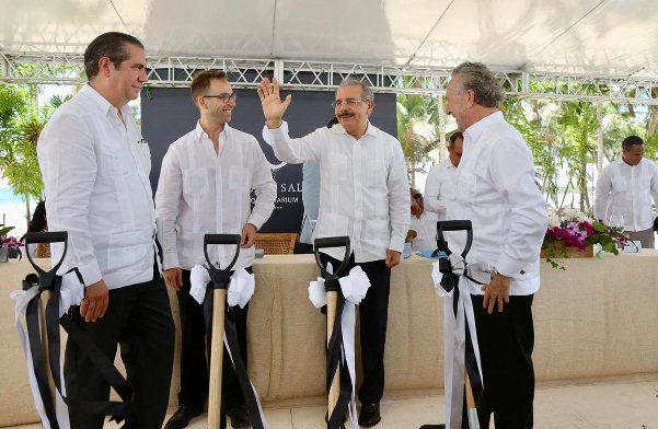 La familia Amengual, satisfecha con crear riquezas en Dominicana