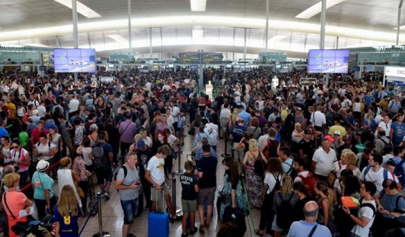 La huelga en Iberia obliga a cancelar más de 100 vuelos en Barcelona este fin de semana
