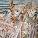 ¿Cómo Dubai construye una de las piscinas infinitas más altas del mundo?
