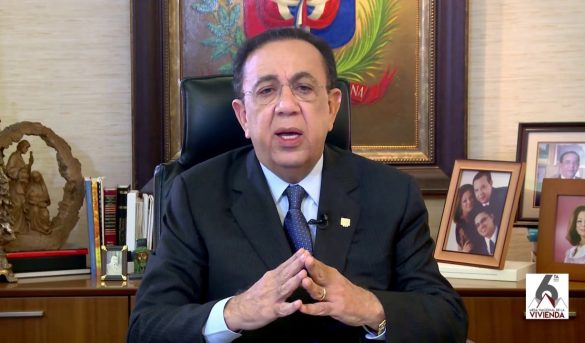 Gobernador Banco Central dice, “Efecto negativo sufrió el turismo se ha revertido”