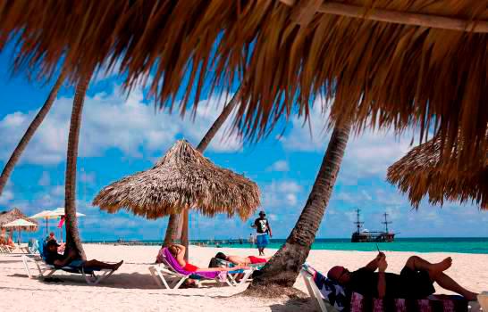 El Caribe sigue ganando turistas a pesar de los huracanes
