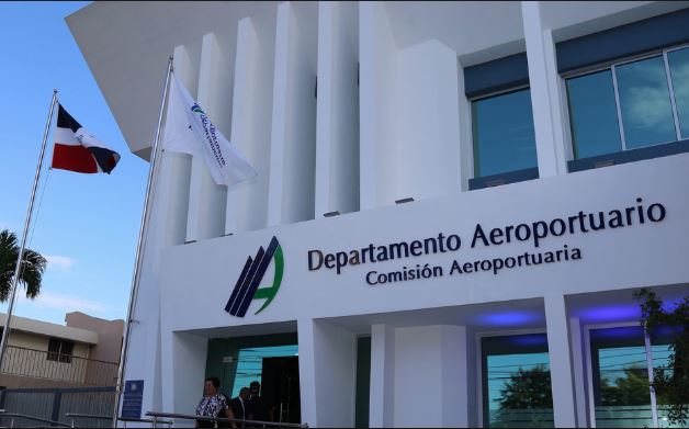 Departamento Aeroportuario presenta nueva imagen institucional