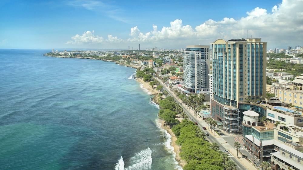 Crean Buró de convenciones para impulsar turismo de reuniones en Santo Domingo