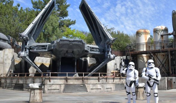 Disney World inaugura en Orlando su nueva atracción de «Star Wars»