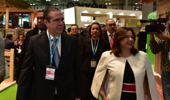 Ministro de Turismo revela ingresos por turismo aumentaron 1.7% pese a caída del sector en 2019