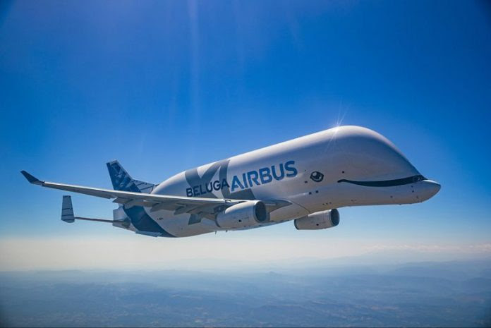 Surca los aires el Beluga XL, la ‘ballena voladora’ de Airbus