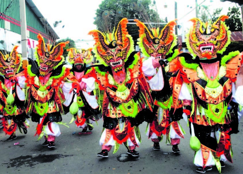 El Carnaval de Bonao Uno de los Principales Carnavales de la República