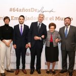 El Embajador celebra 64 aniversario con homenaje a proyectos de inclusión social