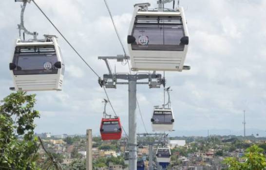 Turistas también se benefician del Transporte Público del Gran Santo Domingo