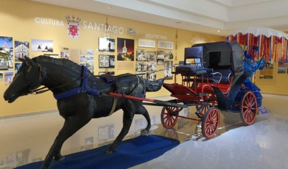 Santiago busca reposicionarse como destino turístico con oferta de cultura y moda.