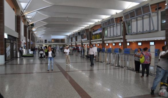 El efecto coronavirus vacía de turistas y aviones los aeropuertos dominicanos