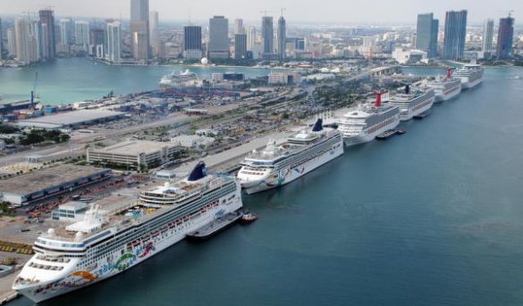 Miles abandonan el crucero de Miami sin evaluaciones después de que el ex pasajero recibió COVID-19