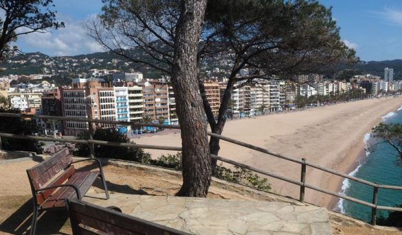 En España plantean Impulso del turismo local después de la pandemia