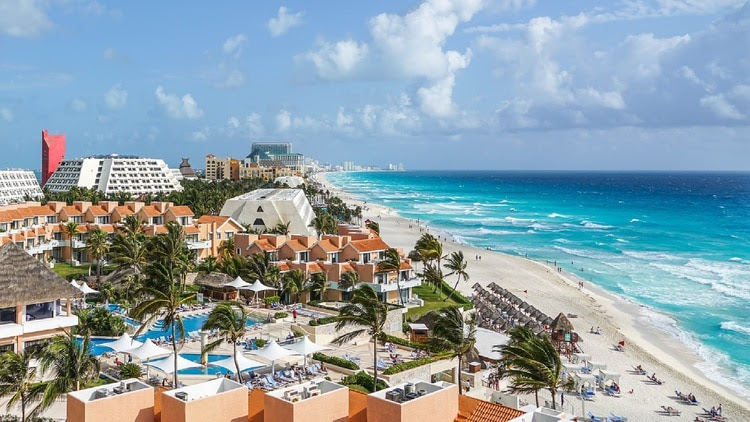 El golpe del coronavirus a la joya del Caribe Mexicano: Quintana Roo no recibirá turistas en Semana Santa