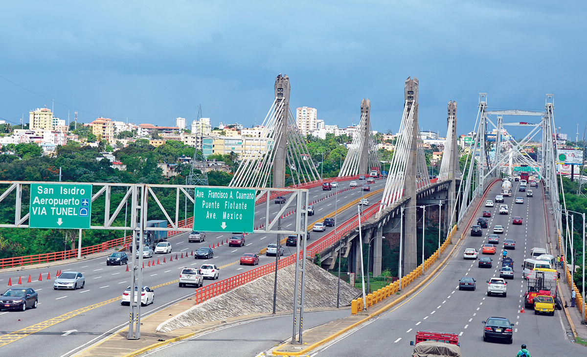 República Dominicana, líder de la región en infraestructura vial