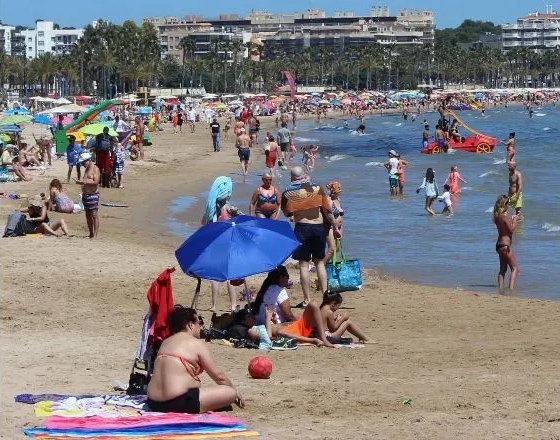 El turismo da por perdida la Semana Santa y mira con preocupación la temporada estival