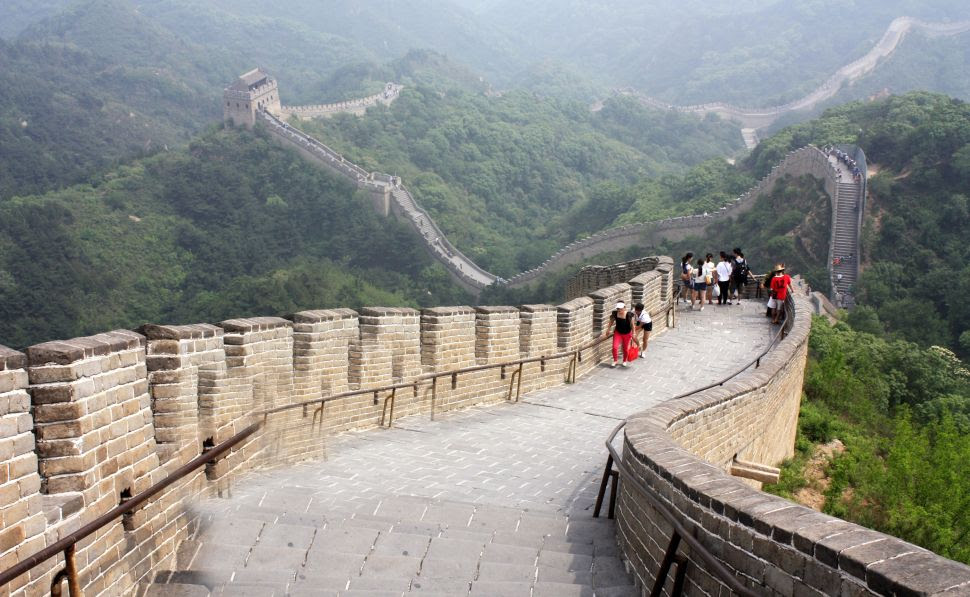 El turismo vuelve (con cuentagotas) a la Gran Muralla China