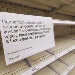 Las compras de pánico ahora son por el ‘tinte de pelo’, dice el presidente ejecutivo de Walmart