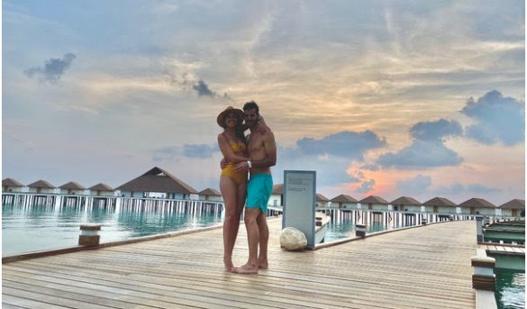 Viajeros de todo el mundo atrapados por restricciones  de horarios y vuelos por Coronavirus