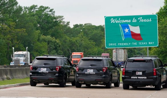 Restricciones para conducir y viajar a través de los Estados Unidos