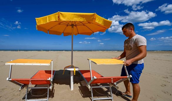 Europa sale al rescate del turismo, una de sus joyas