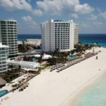 El tímido y cauteloso regreso del turismo a Cancún