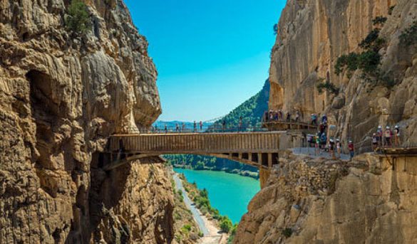 En Málaga, reabre el sendero turistico más peligroso del mundo