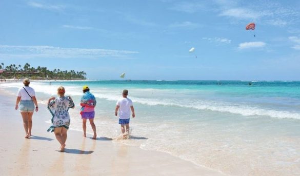 R.D. recibiría entre 60,000 y 100,000 turistas para mes julio