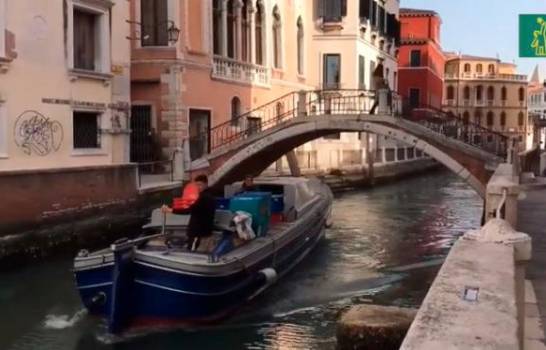 Los turistas vuelven a Venecia, tras cuatro meses de pandemia
