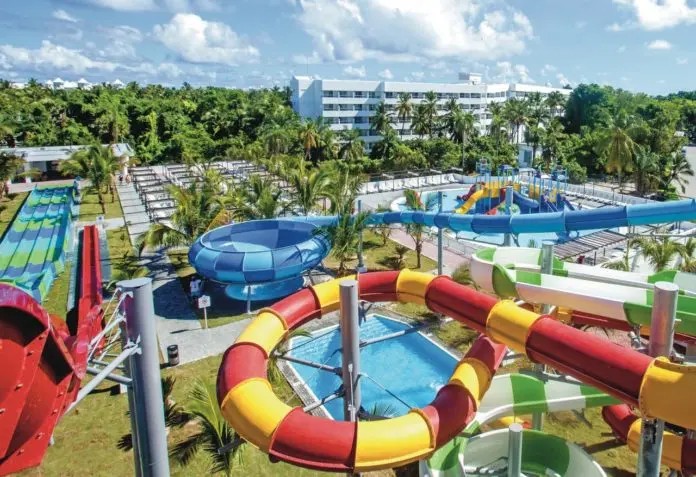 Reabre el primer hotel de RIU en Punta Cana con servicios médicos incluidos