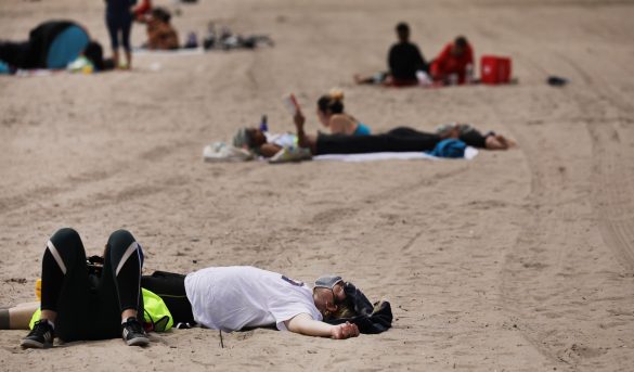 Lo que sabemos (y no sabemos) sobre la captura de Covid-19 al aire libre