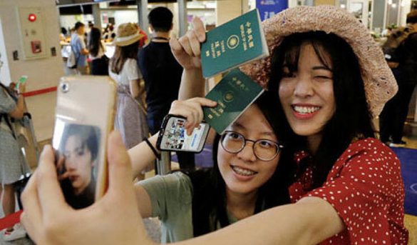 Vuelos falsos a ninguna parte para calmar a los viajeros desesperados en tiempos de coronavirus