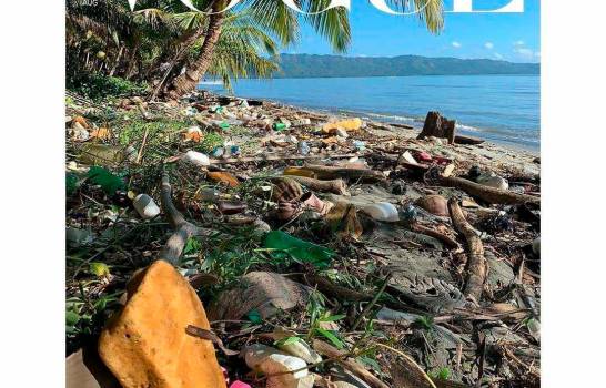 Hoteleros de Samaná acusan a revista “Vogue” de querer dañar al país con foto de playa con basura