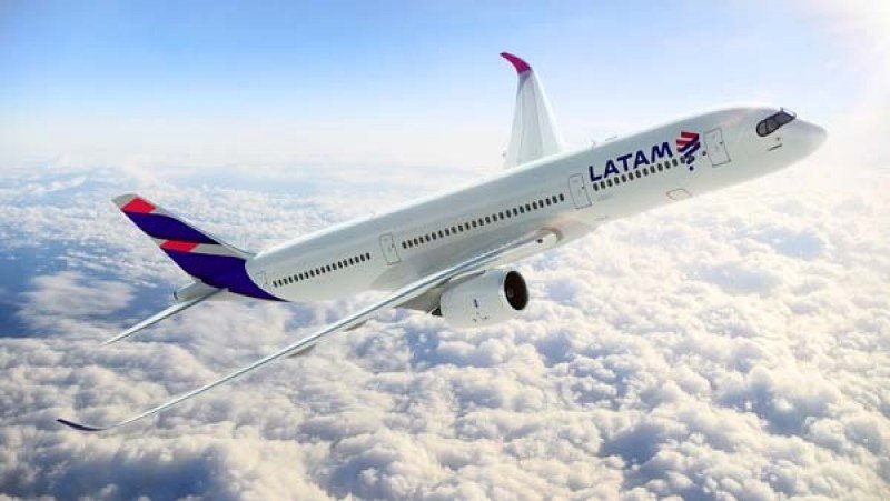 Latam pospone la reanudación de 32 rutas internacionales