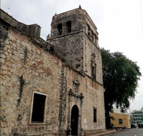 De gran interés Turistico, Torre de Las Mercedes la más bella de la ciudad, en la zona colonial