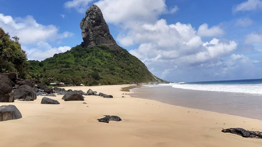 Esta isla paradisíaca en Brasil solo admitirá a turistas que hayan tenido coronavirus