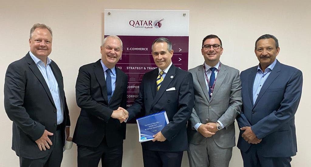 Qatar Airways aviva su plan de convertir a RD en su hub regional