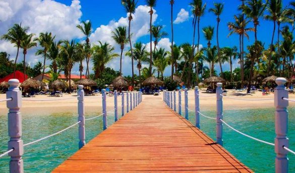 Turismo de RD promueve sus protocolos sanitarios ante 60 agentes de viaje de EEUU