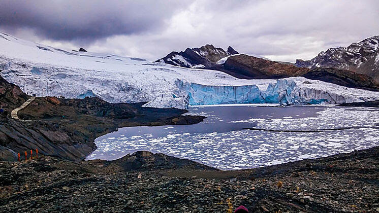 A Machu Picchu le sale un competidor en Perú: un increíble glaciar (aún) desconocido llamado Pastoruri