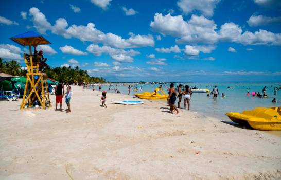 Senador Antonio Taveras respalda relanzamiento turístico de Boca Chica
