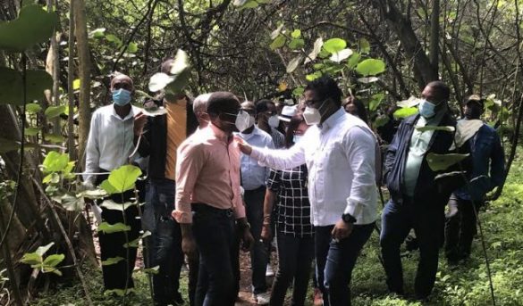 Senador elaborará plan para el desarrollo turístico de Nigua