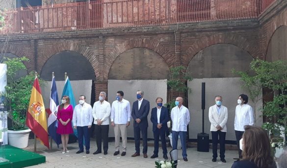 Presidente Abinader da primer picazo construcción nuevo hotel, Zona Colonial