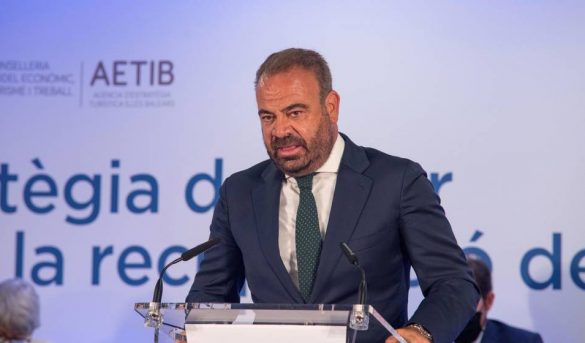 El sector turístico prepara una gran ofensiva en primavera para salvar el verano de 2021