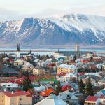 Islandia quiere reiniciar el turismo, pero solo para ricos