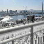 Un fenómeno poca veces visto,  la -Lluvia engelante -, el extraño fenómeno que ha congelado una ciudad entera en Rusia