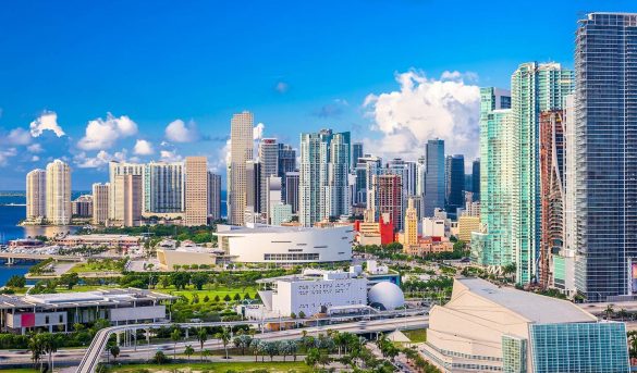 Los hoteles de Miami tienen motivos para celebrar. Los peregrinos de Acción de Gracias se dirigen a la ciudad del Sol