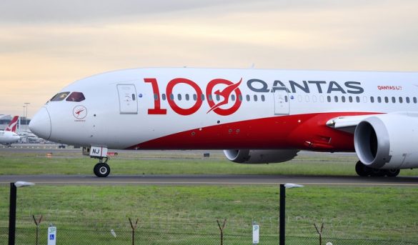 La aerolínea Qantas obligará a sus pasajeros a vacunarse contra el covid-19