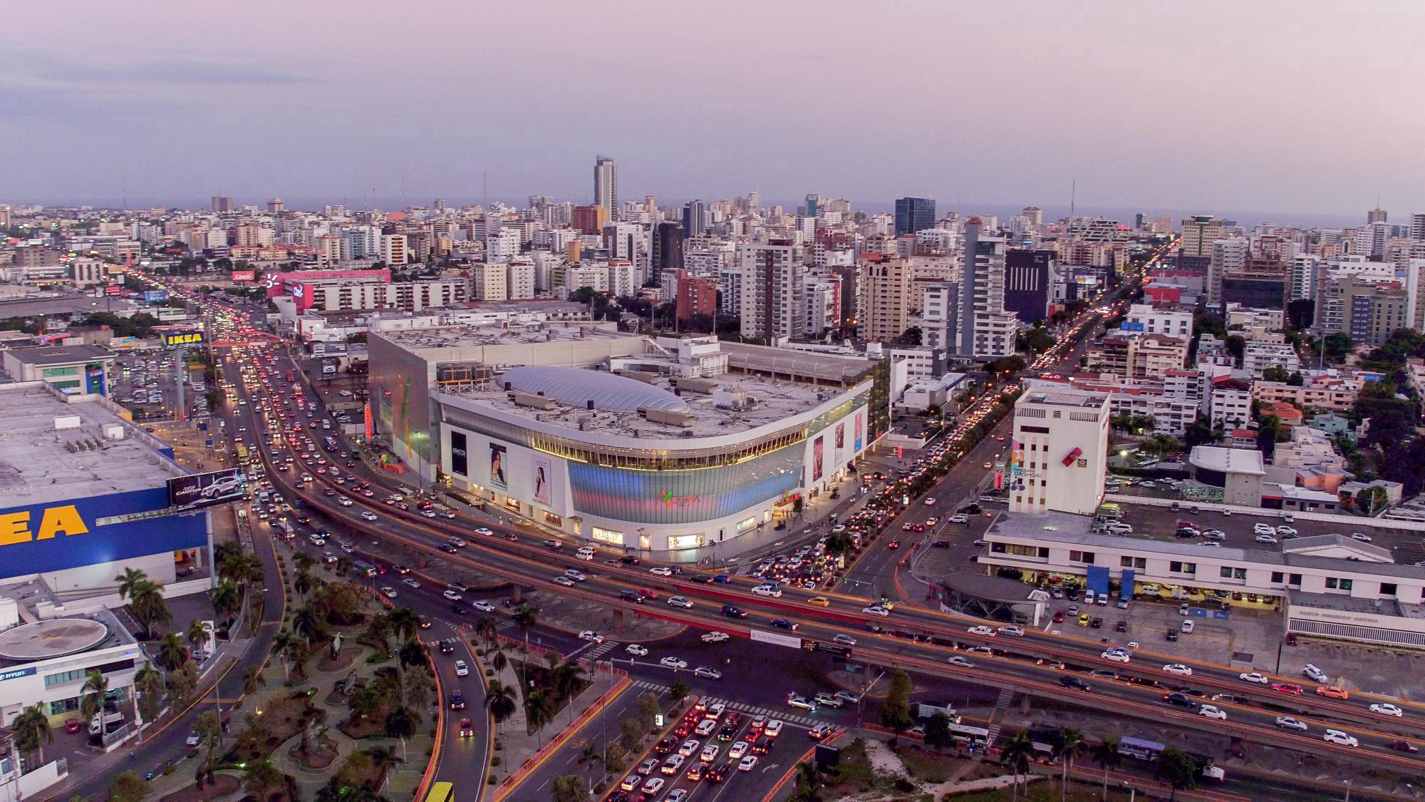 Hoteleros de Santo Domingo valoran construcción de centro de convenciones